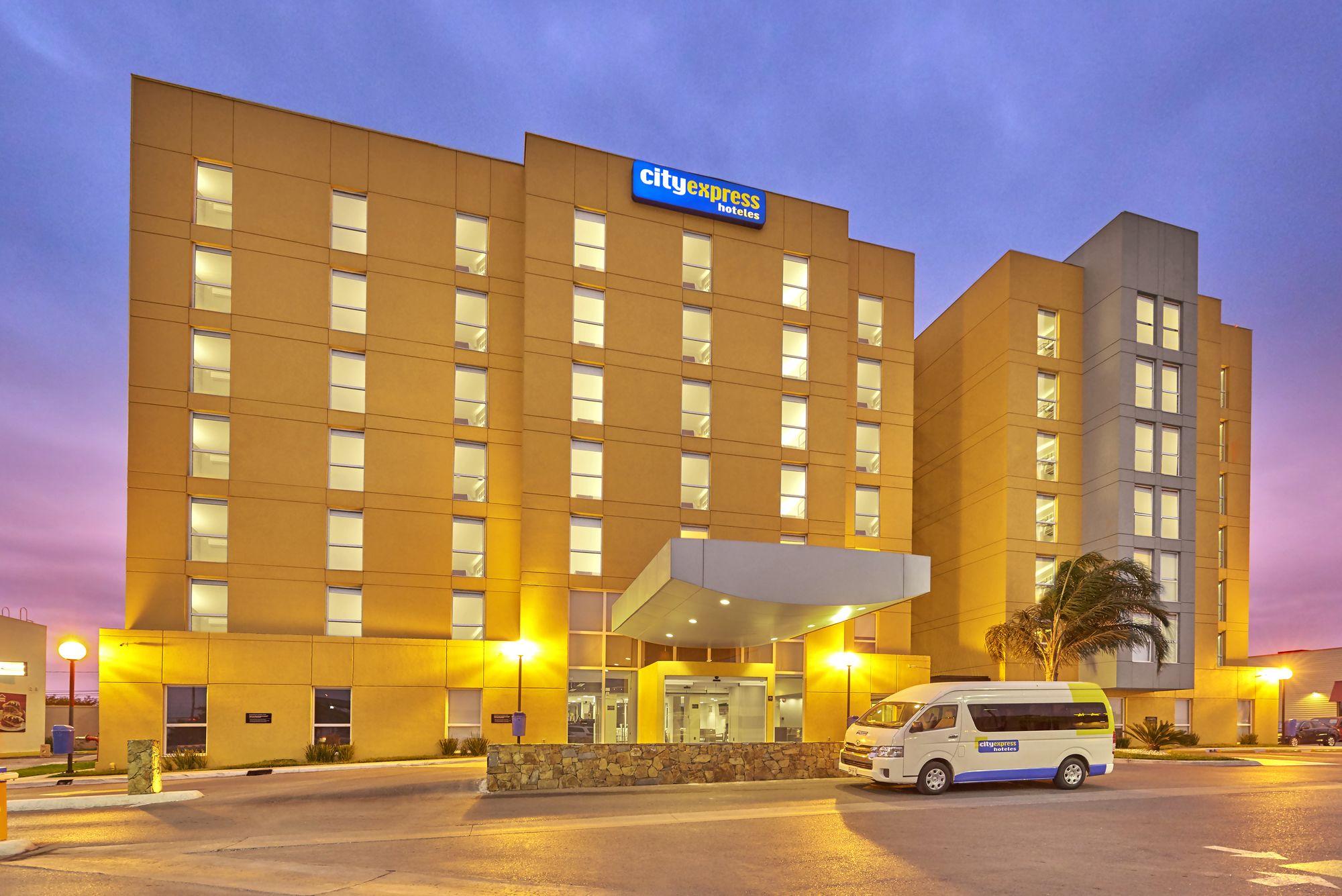 City Express By Marriott Monterrey Norte Rancho Los Encinitos Kültér fotó